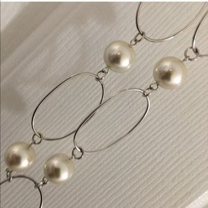 Classic faux pearl stylish necklace